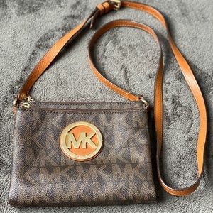 Michael Kors crossbody purse